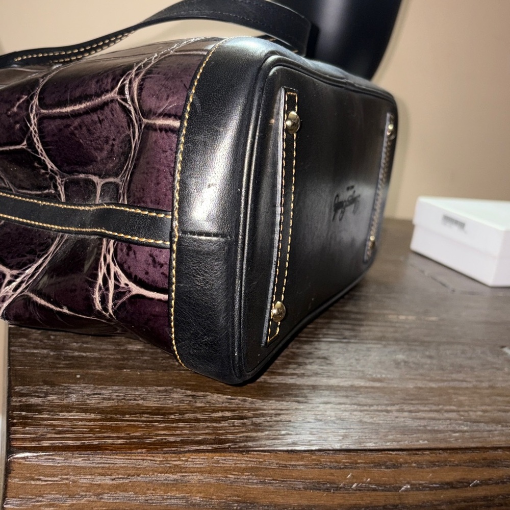 Dooney & Bourke Maurizia Croc-Embossed Aubergine Tote, Pouch EUC & NWT WALLET - Picture 15 of 15